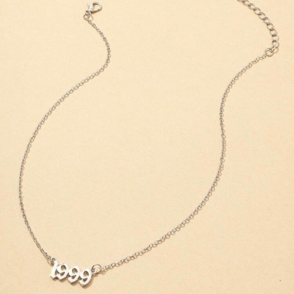 3/$30 🤍 Established “1999” Necklace